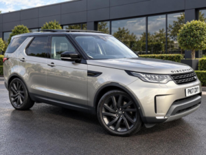 2017 Land Rover Discovery 3.0 Td V6 First Edition Auto 4WD Euro 6 (s/s) 5dr in Silver — image 4