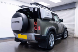 2021 Land Rover Defender 90 3.0 D250 Mhev First Edition Auto 4WD Euro 6 (s/s) 3dr in Green — image 4