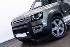 2021 Land Rover Defender 90 3.0 D250 Mhev First Edition Auto 4WD Euro 6 (s/s) 3dr in Green — image 5