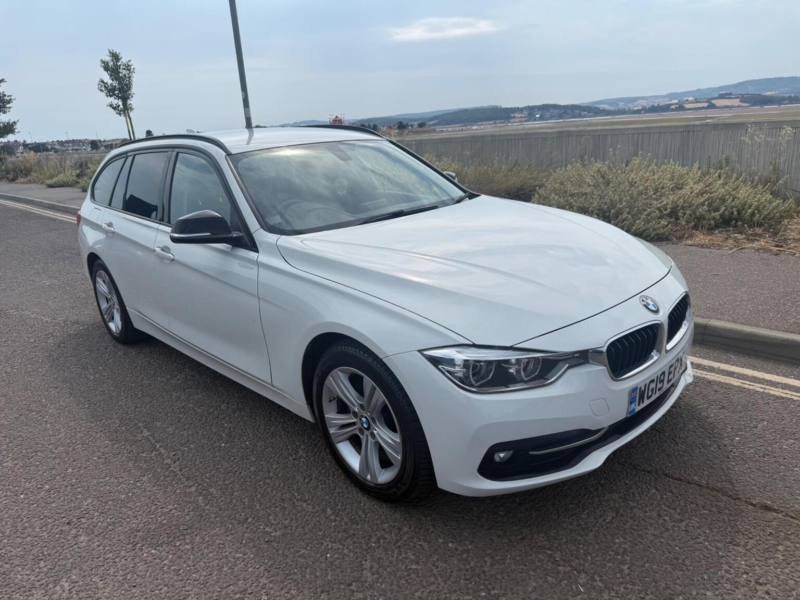 2019 BMW 3 Series 2.0 320d Sport Touring Auto Euro 6 (s/s) 5dr in White — image 1