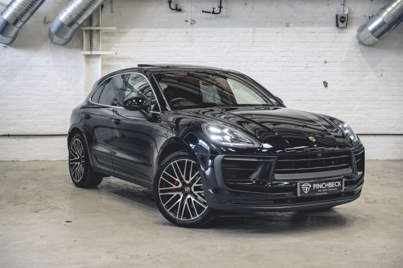 2022 Porsche Macan 2.9 Macan S Semi-Auto 4WD 5dr in Black — image 1