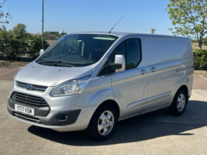2017 Ford Transit Custom 2.0 Tdci 270 Limited in Silver — image 6