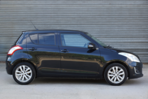 2016 Suzuki Swift 1.2 Sz4 in Black — image 3