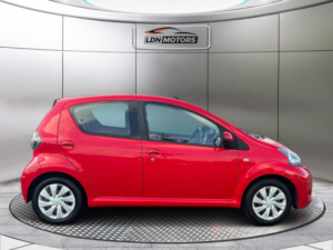 2014 Toyota Aygo 1.0 Vvt-I Move Multimode Euro 5 5dr in Red — image 5