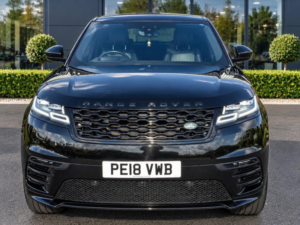 2018 Land Rover Range Rover Velar 2.0 D180 R-Dynamic Se Auto 4WD Euro 6 (s/s) 5dr in Black — image 2