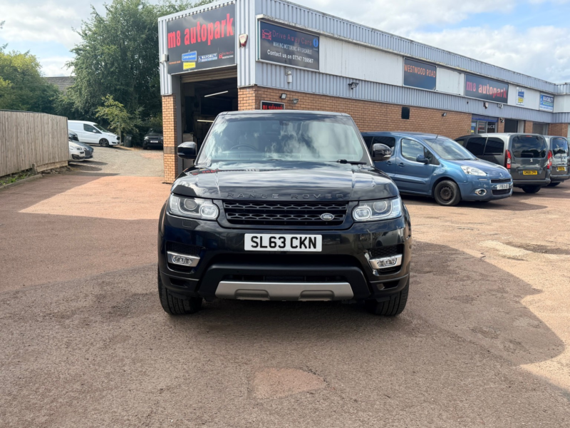 2013 Land Rover Range Rover Sport 3.0 Sd V6 Hse in Black — image 1