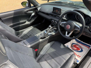 2018 Fiat 124 Spider 1.4 124 Spider 1.4 Multiair Turbo 140hp Lusso in Black — image 2