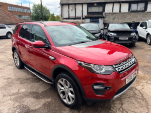 2016 Land Rover Discovery Sport Td4 Hse in Red — image 3