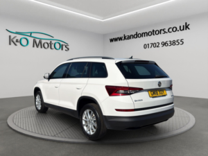 2018 Skoda Kodiaq 2.0 Tdi Se 4WD Euro 6 (s/s) 5dr (5 Seat) in White — image 4