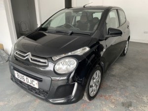 2016 Citroen C1 1.2 Puretech Feel in Black — image 2