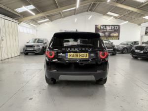 2019 Land Rover Discovery Sport 2.0 Td4 Landmark in Black — image 5