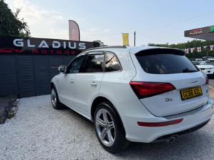 2017 Audi Q5 2.0 Tdi S Line Plus S Tronic Quattro Euro 6 (s/s) 5dr in White — image 4