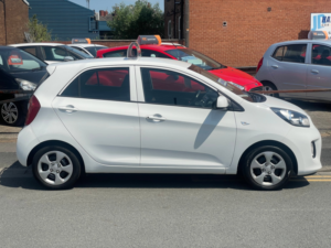 2017 Kia Picanto 1.0 1 Air Hatchback 5dr Petrol Manual Euro 6 (65 Bhp) in White — image 3