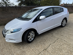 2011 Honda Insight 1.3 H Ima Ex in White — image 2