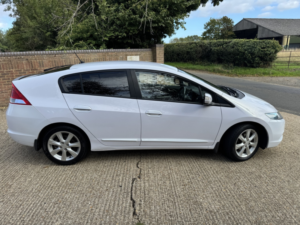 2011 Honda Insight 1.3 H Ima Ex in White — image 5