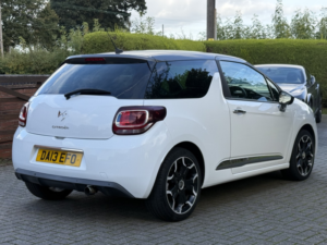 2013 Citroen Ds3 1.6 Vti Dstyle Plus in White — image 6