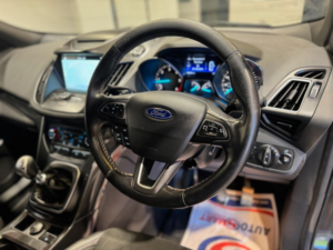 2017 Ford Kuga 2.0 Tdci Ecoblue St-Line Euro 6 (s/s) 5dr in Black — image 3