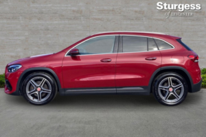 2020 Mercedes-Benz Gla 1.3 Gla200 Amg Line (premium) 7g-Dct Euro 6 (s/s) 5dr in Red — image 4