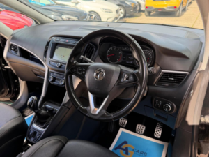 2018 Vauxhall Zafira Tourer 1.4i Turbo Sri Nav Euro 6 5dr in Black — image 3