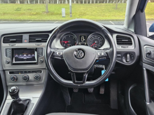 2015 Volkswagen Golf 1.6 Tdi Bluemotion Tech Match Euro 6 (s/s) 5dr in Blue — image 4