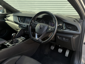 2019 Vauxhall Insignia 2.0 Turbo D Blueinjection Sri Vx Line Nav in Grey — image 6