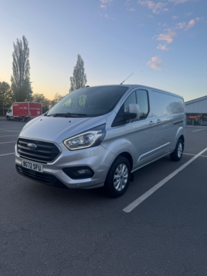 2022 Ford Transit Custom 2.0 Transit Custom Limited Van 300 L2 2.0l Ecoblue 130ps Fwd 6 Speed Manual in Silver — image 6