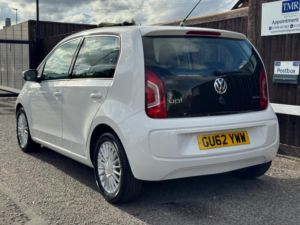 2012 Volkswagen Up! 1.0 Bluemotion Tech High Up! Euro 5 (s/s) 5dr in White — image 2