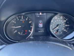 2014 Nissan Qashqai 1.2 Dig-T Acenta Premium in Silver — image 2