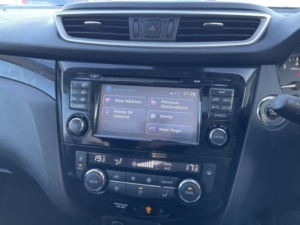2014 Nissan Qashqai 1.2 Dig-T Acenta Premium in Silver — image 4