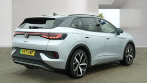 2023 Skoda Enyaq Iv 82kwh 80 Sportline SUV 5dr Electric Auto (dc125kw) (204 Ps) in Silver — image 3