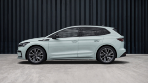 2023 Skoda Enyaq Iv 82kwh 80 Sportline SUV 5dr Electric Auto (dc125kw) (204 Ps) in Silver — image 6
