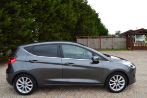2019 Ford Fiesta 1.0 T Ecoboost Titanium in Grey — image 4