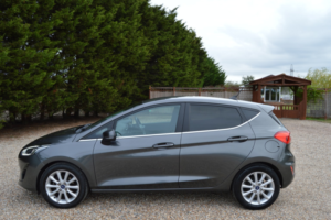 2019 Ford Fiesta 1.0 T Ecoboost Titanium in Grey — image 5
