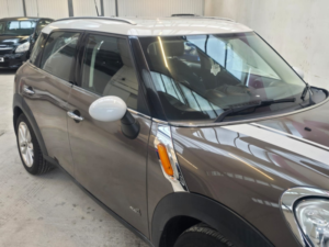 2012 MINI Countryman 1.6 Cooper D All4 Countryman in Brown — image 2