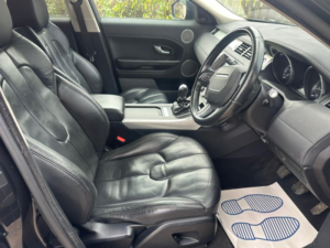 2015 Land Rover Range Rover Evoque 2.2 Ed4 Pure Tech in Black — image 5