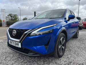 2021 Nissan Qashqai 1.3 Dig-T Mhev Premiere Edition in Blue — image 3