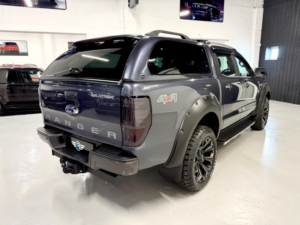 2018 Ford Ranger 3.2 Tdci Wildtrak Auto Double Cab Pick Up in Grey — image 2