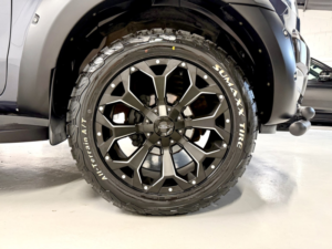 2018 Ford Ranger 3.2 Tdci Wildtrak Auto Double Cab Pick Up in Grey — image 3
