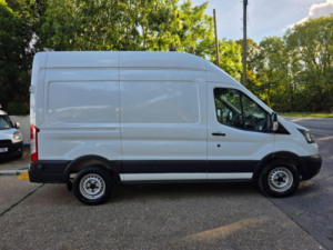 2018 Ford Transit 2.0 350 Ecoblue Fwd L2 H3 Euro 6 5dr in White — image 2