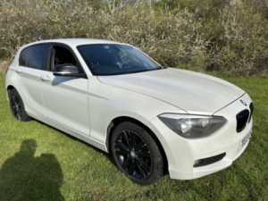2013 BMW 1 Series 2.0 118d Se Sport 5-Door in White — image 2