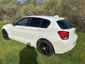 2013 BMW 1 Series 2.0 118d Se Sport 5-Door in White — image 6