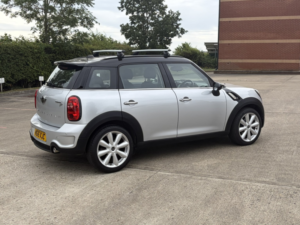 2016 MINI Countryman 2.0 Cooper Sd Countryman in Silver — image 5