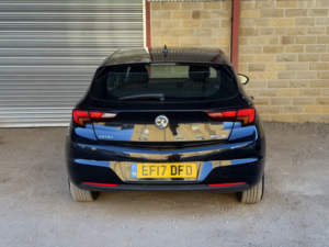 2017 Vauxhall Astra 1.6 Cdti Ecoflex Tech Line in Black — image 6