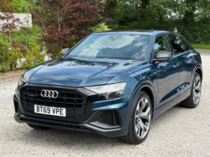 2019 Audi Q8 3.0 Tdi V6 50 Edition 1 in Blue — image 3