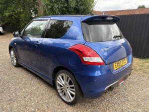 2015 Suzuki Swift 1.6 Sport in Blue — image 4