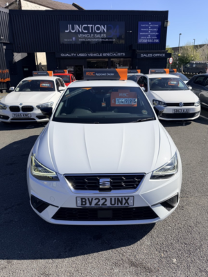 2022 SEAT Ibiza 1.0 Tsi Fr Sport in White — image 3