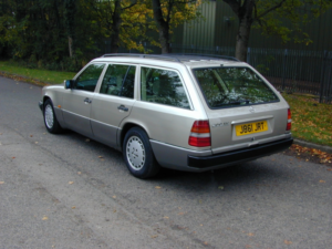 1991 Mercedes-Benz 200 Ref 8747 - Mercedes Benz W124 E200 Automatic Estate - Air Con (rhd - Uk Car) in Silver — image 6