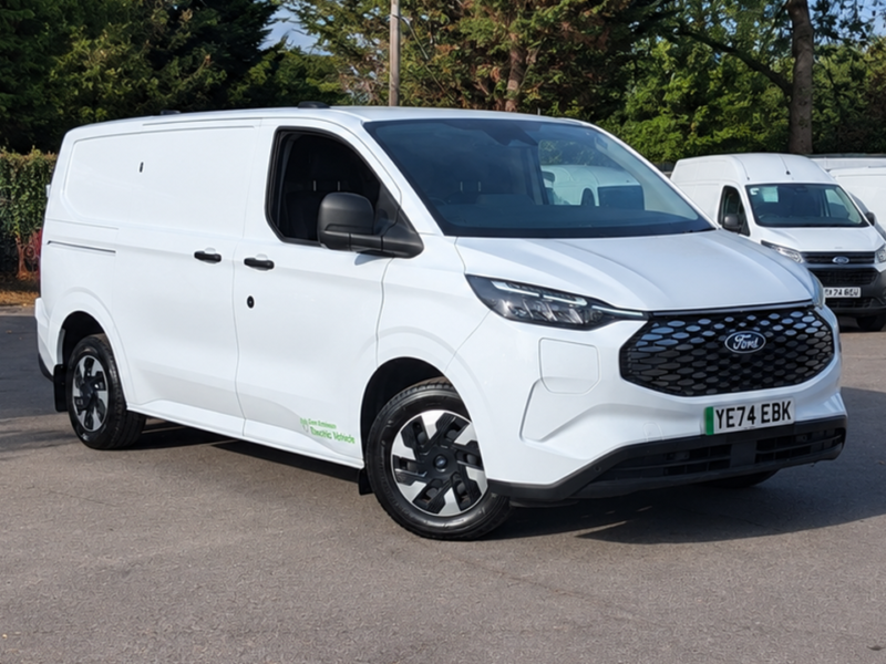 2024 Ford Transit Custom E- 320 65kwh Trend Panel Van 5dr Electric Auto L1 H1 (136 Ps) in White — image 1