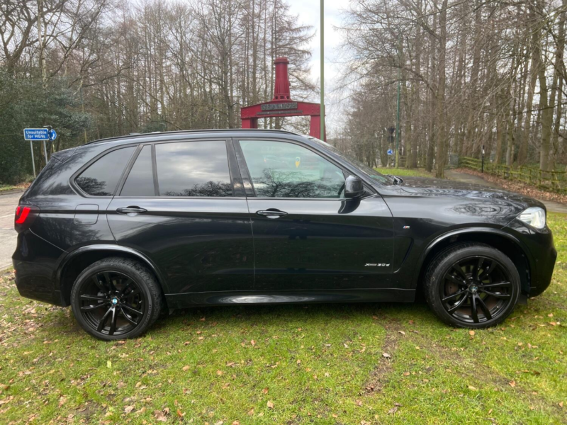 2016 BMW X5 3.0 X5 Xdrive30d M Sport in Black — image 1