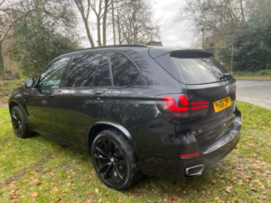 2016 BMW X5 3.0 X5 Xdrive30d M Sport in Black — image 6